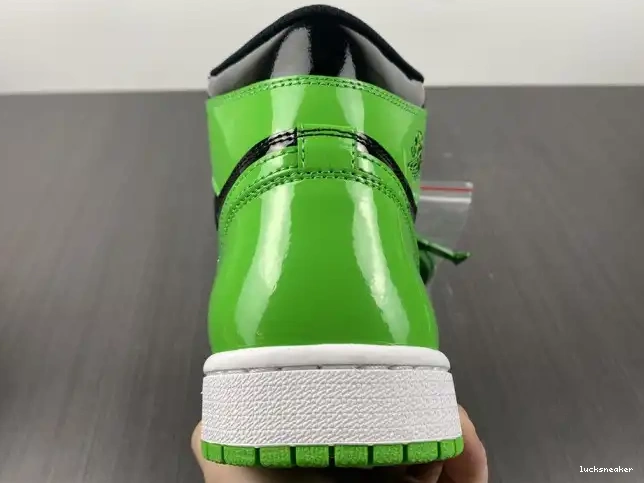 Cheap LUCY Air High Pine 1 555088-030 OG Green Jordan 0516